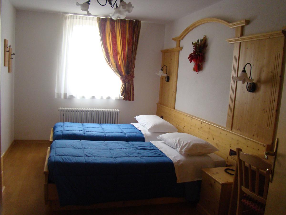 Hotel Pizzo Degli Uccelli Castello Tesino Ngoại thất bức ảnh