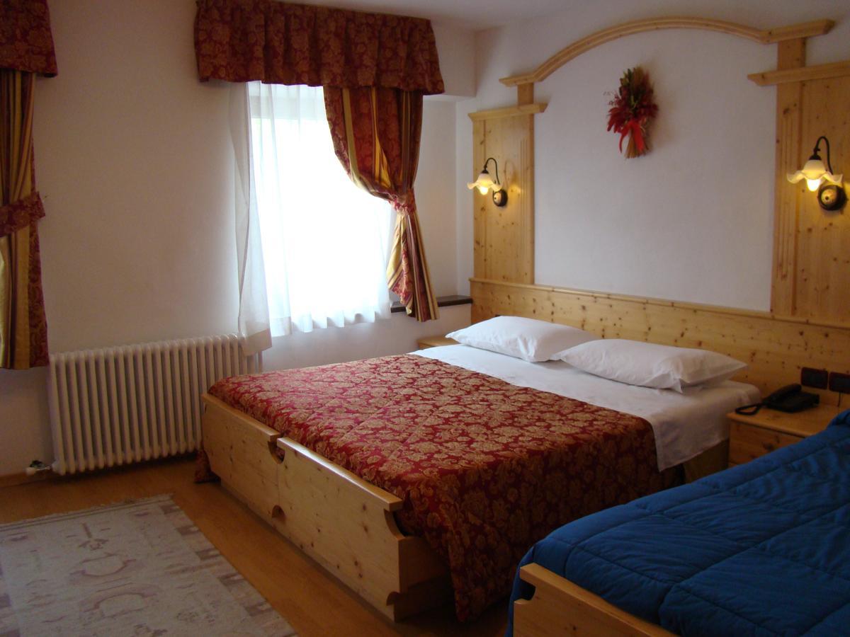 Hotel Pizzo Degli Uccelli Castello Tesino Ngoại thất bức ảnh